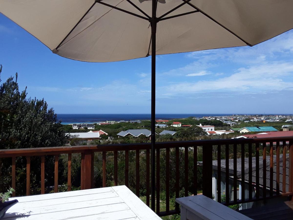 The Trailhouse Hotel Bettyʼs Bay Kültér fotó
