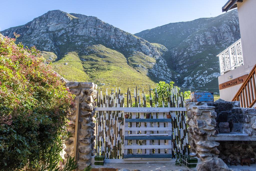 The Trailhouse Hotel Bettyʼs Bay Kültér fotó